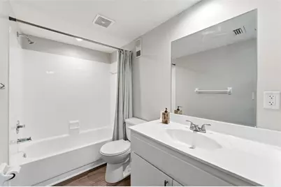 101 Lake Avenue NE #215, Largo, FL 33771 - Photo 33
