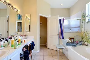 2221 Oxford Ridge Cir, Lehigh Acres, FL 33973 - Photo 29