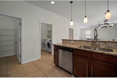 2623 Holly Bluff Court, Plant City, FL 33566 - Photo 9