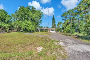 1815 30th St SE, Ruskin, FL 33570 - Photo 3