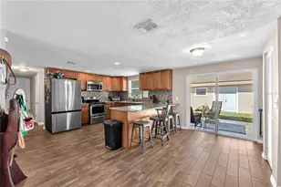 1815 30th St SE, Ruskin, FL 33570 - Photo 17