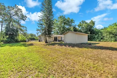 1815 30th Street SE, Ruskin, FL 33570 - Photo 9