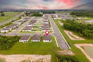 3303 Asher Moon Ln, Zephyrhills, FL 33540 - Photo 39