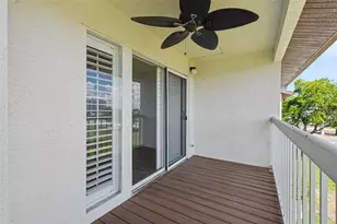 269 Madeira Cir, Saint Petersburg, FL 33715 - Photo 25