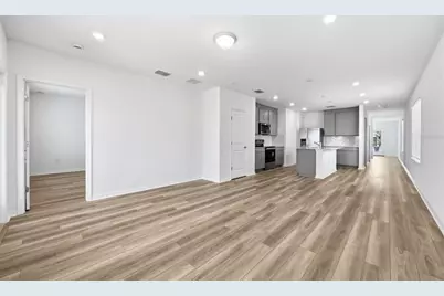 1041 Wenaha Court, Zephyrhills, FL 33540 - Photo 7