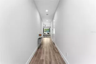 9714 Van St, Tampa, FL 33615 - Photo 7
