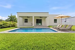 9714 Van St, Tampa, FL 33615 - Photo 45