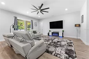 9714 Van St, Tampa, FL 33615 - Photo 7