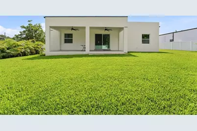 9714 Van Street, Tampa, FL 33615 - Photo 7