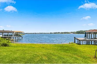 12002 Waterside Court, Tampa, FL 33612 - Photo 9