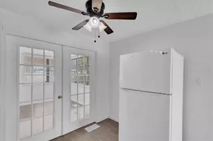 11456 106th St, Largo, FL 33773 - Photo 9