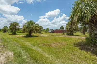 29051 Maris Drive, Punta Gorda, FL 33982 - Photo 17