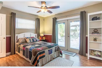 528 59th Way S, Saint Petersburg, FL 33707 - Photo 19