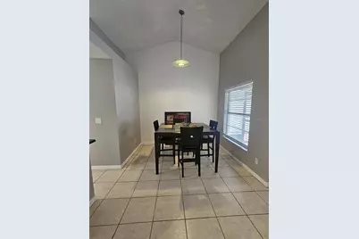 12718 Trowbridge Lane, Tampa, FL 33624 - Photo 5