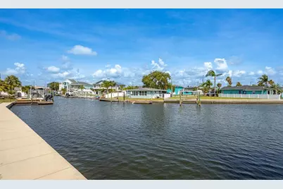 6520 Louise Court, Hudson, FL 34667 - Photo 15