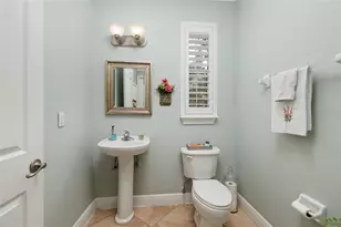 190 Banyan Bay Dr, Saint Petersburg, FL 33705 - Photo 15