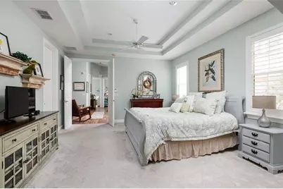 190 Banyan Bay Drive, Saint Petersburg, FL 33705 - Photo 23