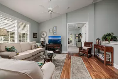 190 Banyan Bay Drive, Saint Petersburg, FL 33705 - Photo 19