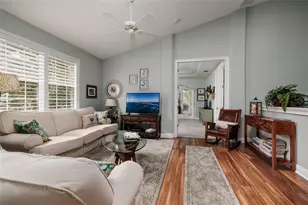 190 Banyan Bay Dr, Saint Petersburg, FL 33705 - Photo 19