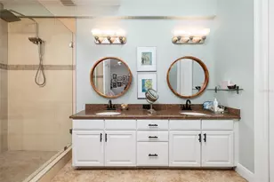 190 Banyan Bay Dr, Saint Petersburg, FL 33705 - Photo 25