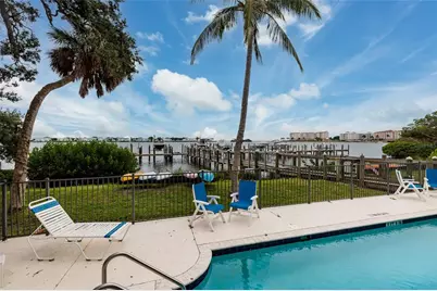 190 Banyan Bay Drive, Saint Petersburg, FL 33705 - Photo 43