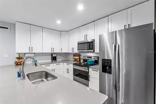 1504 W Kirby St, Tampa, FL 33604 - Photo 11