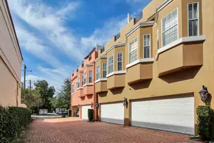 2303 Kensington Garden Ln, Tampa, FL 33609 - Photo 35