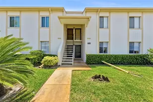 126 Cypress Ct, Oldsmar, FL 34677 - Photo 1