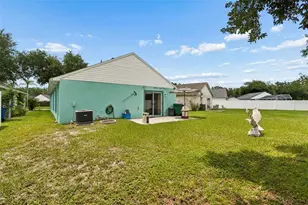 5936 Lake Front Dr, Wesley Chapel, FL 33545 - Photo 35