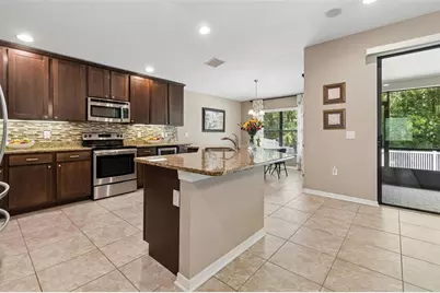 6601 Sparkling Way, Wesley Chapel, FL 33545 - Photo 13