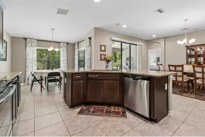 6601 Sparkling Way, Wesley Chapel, FL 33545 - Photo 15
