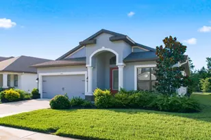 11392 Weaver Hollow Rd, New Port Richey, FL 34654 - Photo 1
