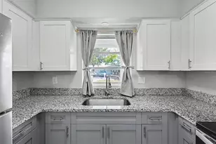 29 6th Ave SE, Largo, FL 33771 - Photo 5