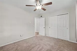 29 6th Ave SE, Largo, FL 33771 - Photo 21