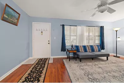 10033 64th Avenue N #19, Saint Petersburg, FL 33708 - Photo 5