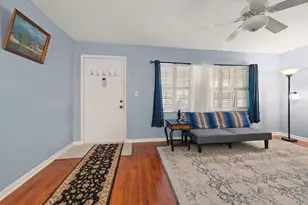 10033 64th Ave N, Saint Petersburg, FL 33708 - Photo 5