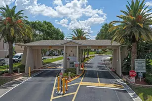 10033 64th Ave N, Saint Petersburg, FL 33708 - Photo 21