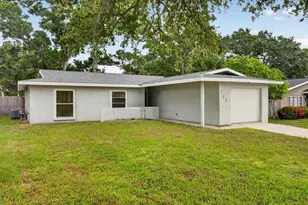 795 7th St S, Safety Harbor, FL 34695 - Photo 3