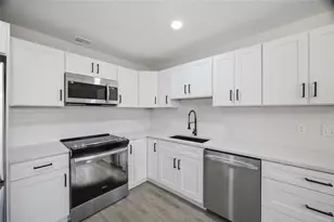 1333 Overlea St, Clearwater, FL 33755 - Photo 9