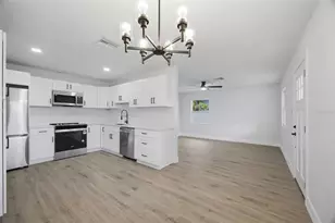 1333 Overlea St, Clearwater, FL 33755 - Photo 7