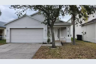 7955 Carriage Pointe Drive, Gibsonton, FL 33534 - Photo 1