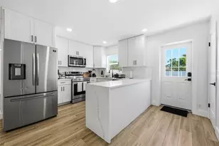 4310 W Carmen St, Tampa, FL 33609 - Photo 15