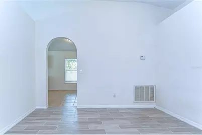 18303 Elmhurst Lane, Tampa, FL 33647 - Photo 7