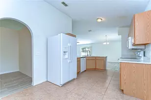 18303 Elmhurst Ln, Tampa, FL 33647 - Photo 11