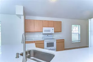 18303 Elmhurst Ln, Tampa, FL 33647 - Photo 15