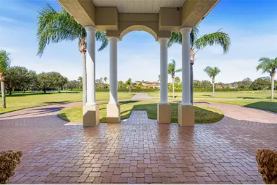 11518 Hammock Oaks Court, Lithia, FL 33547 - Photo 5