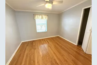 516 Northmoor Avenue N, Saint Petersburg, FL 33702 - Photo 5