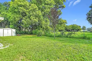 38945 18th Ave, Zephyrhills, FL 33542 - Photo 11