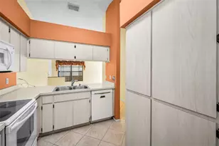 3500 Magnolia Ridge Cir, Palm Harbor, FL 34684 - Photo 11