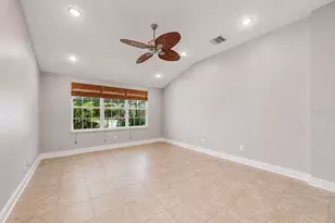 1836 Raven Glen Dr, Ruskin, FL 33570 - Photo 15